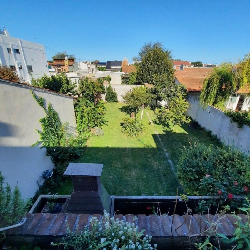 Chalet en Ph con garaje doble y parque