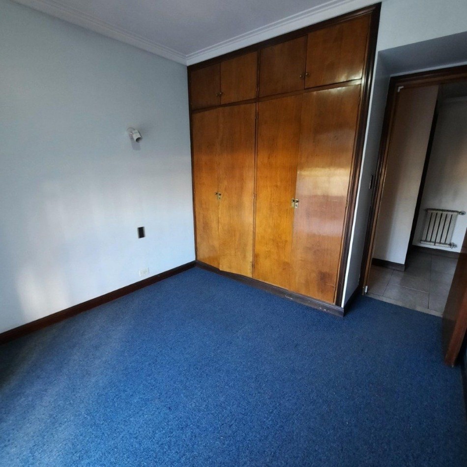 Chalet en Ph con garaje doble y parque