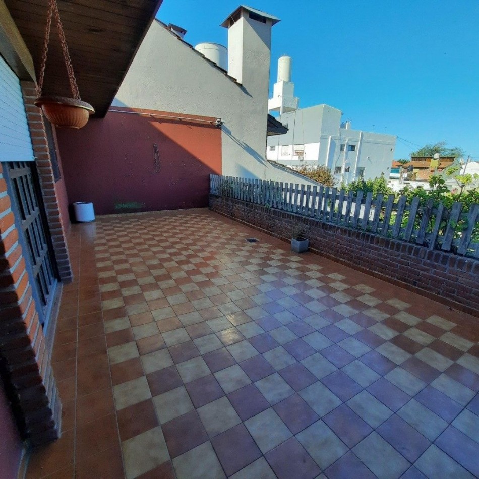 Chalet en Ph con garaje doble y parque