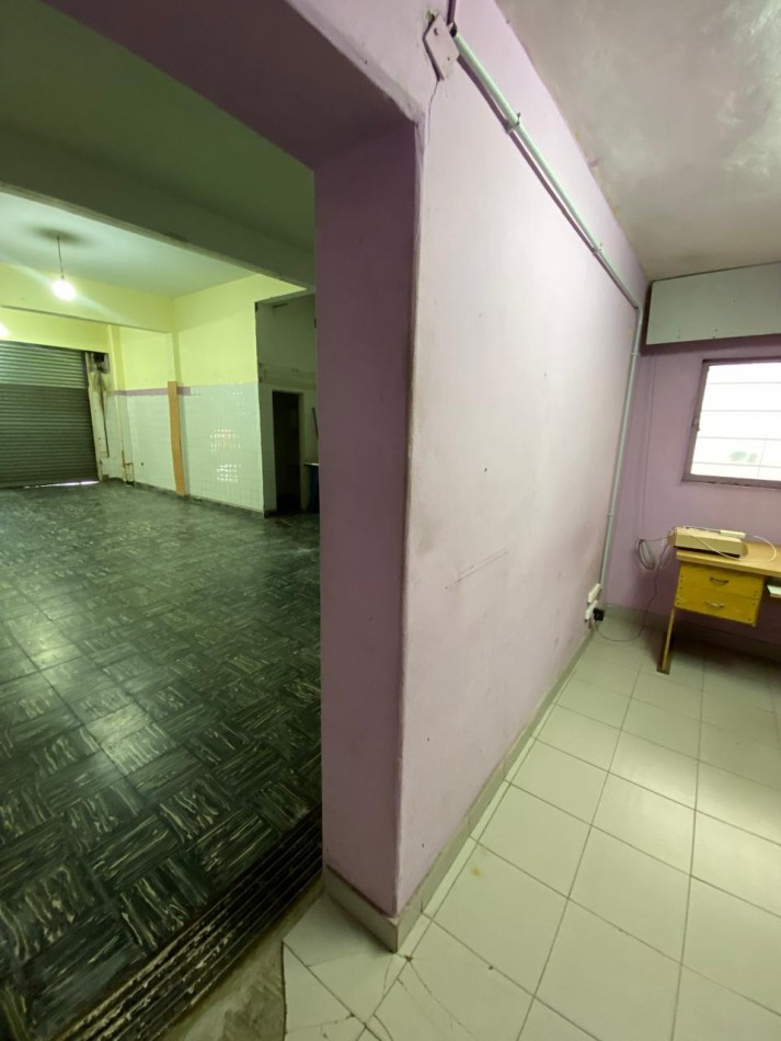 Venta local comercial sobre Av Colon
