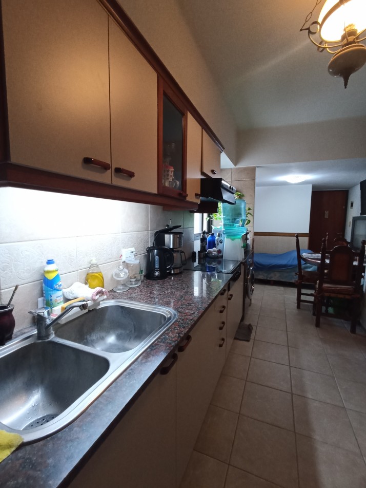 3 ambientes c/ dep. y cochera, zona Tribunales