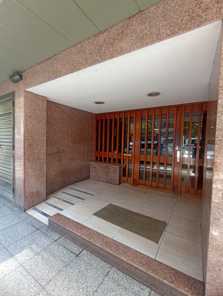 3 ambientes c/ dep. y cochera, zona Tribunales