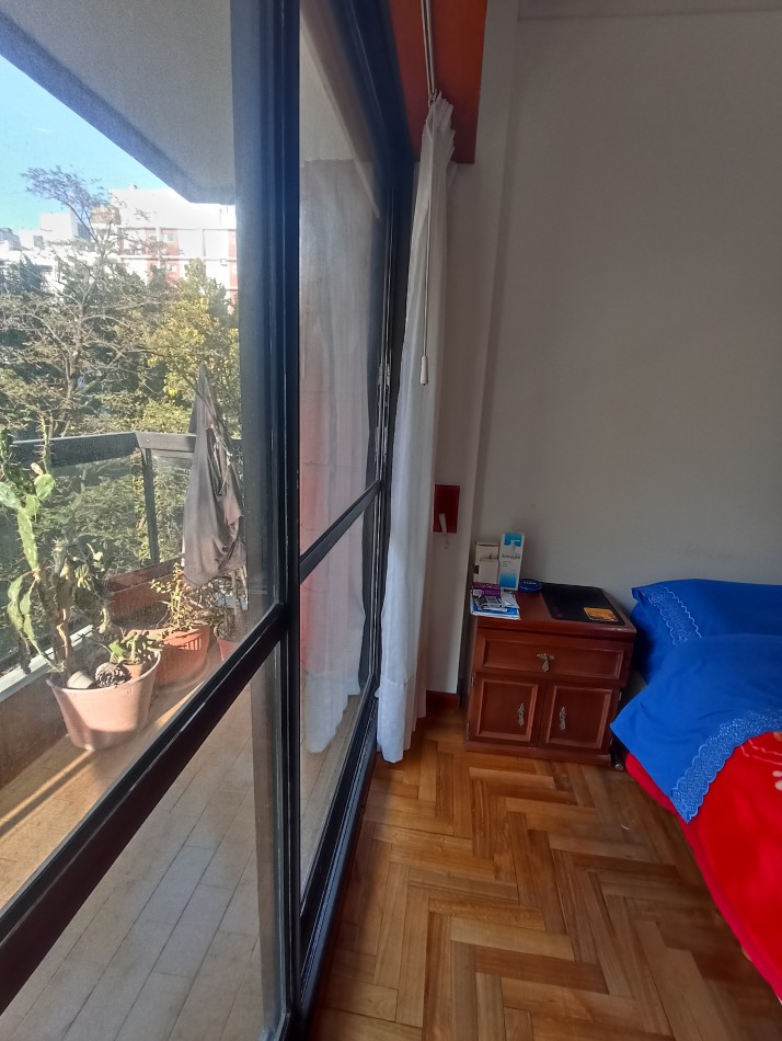 3 ambientes c/ dep. y cochera, zona Tribunales