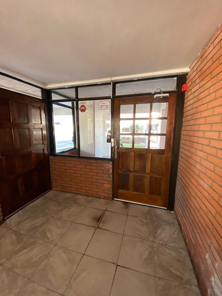 3 ambientes en San Jose, con espacio de cochera
