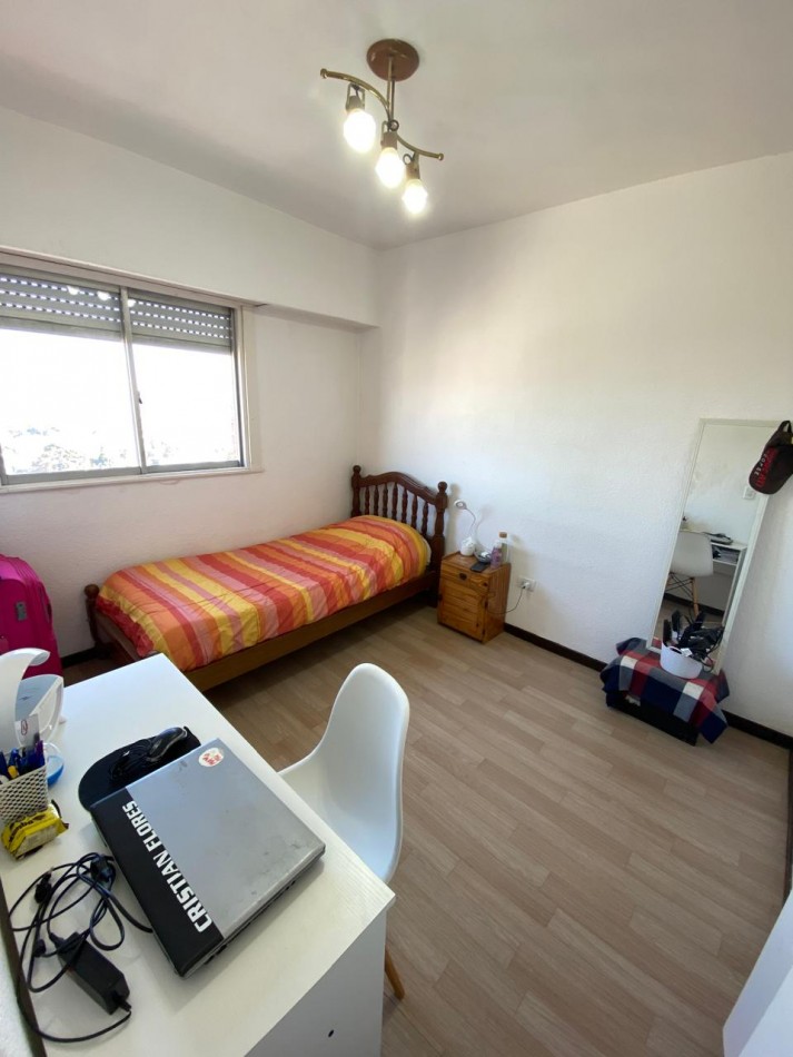 3 ambientes en San Jose, con espacio de cochera