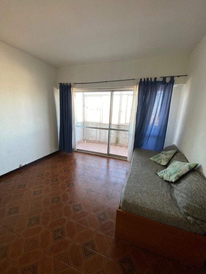 3 ambientes en San Jose, con espacio de cochera