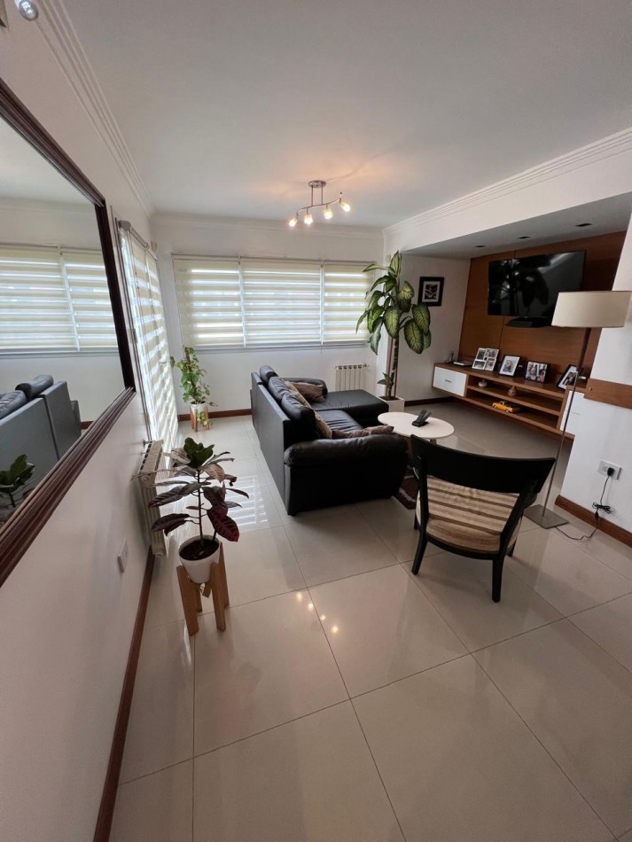 Chalet 4 ambientes + LOCAL COMERCIAL zona Peralta Ramos Oeste