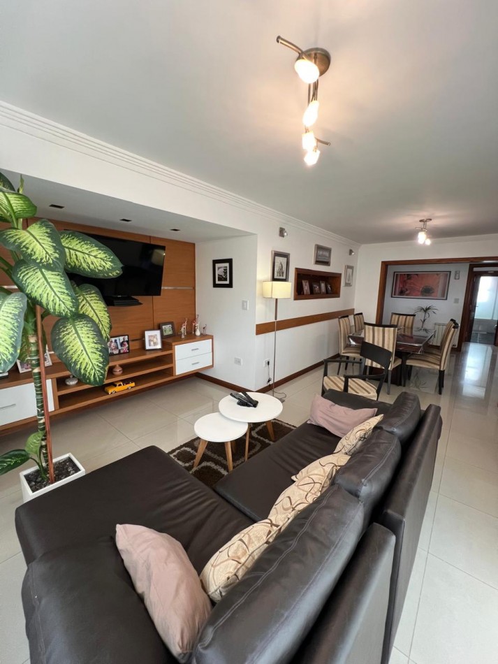 Chalet 4 ambientes + LOCAL COMERCIAL zona Peralta Ramos Oeste