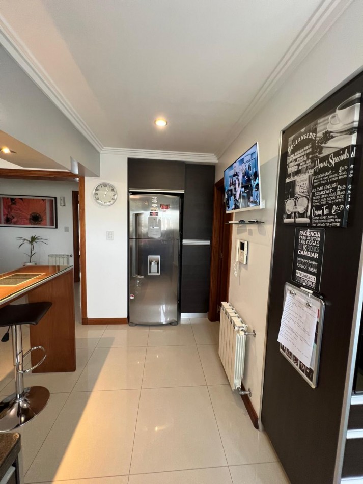 Chalet 4 ambientes + LOCAL COMERCIAL zona Peralta Ramos Oeste