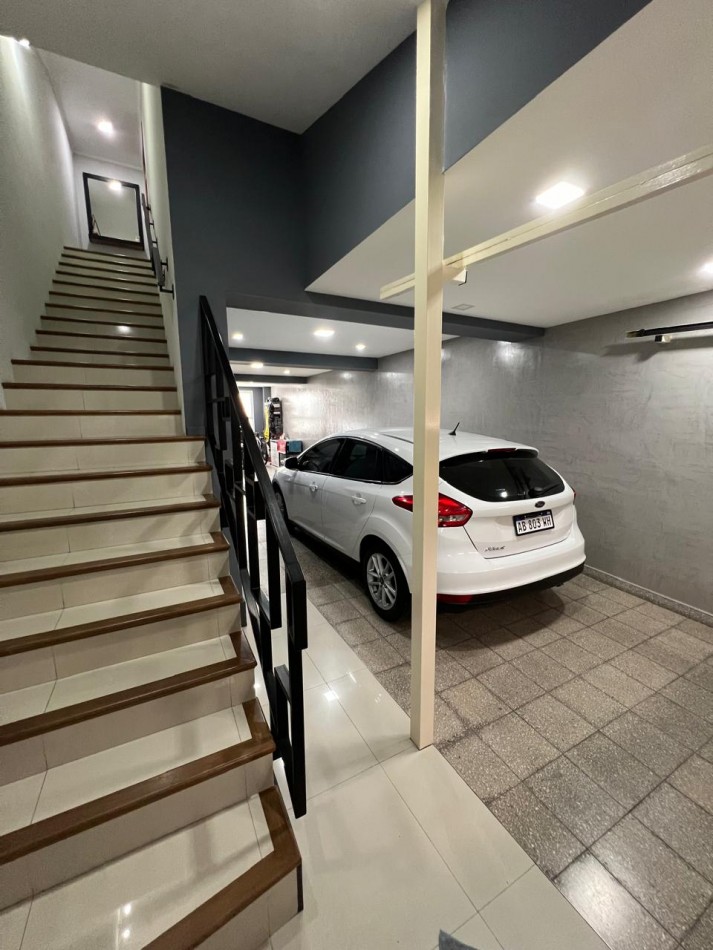 Chalet 4 ambientes + LOCAL COMERCIAL zona Peralta Ramos Oeste
