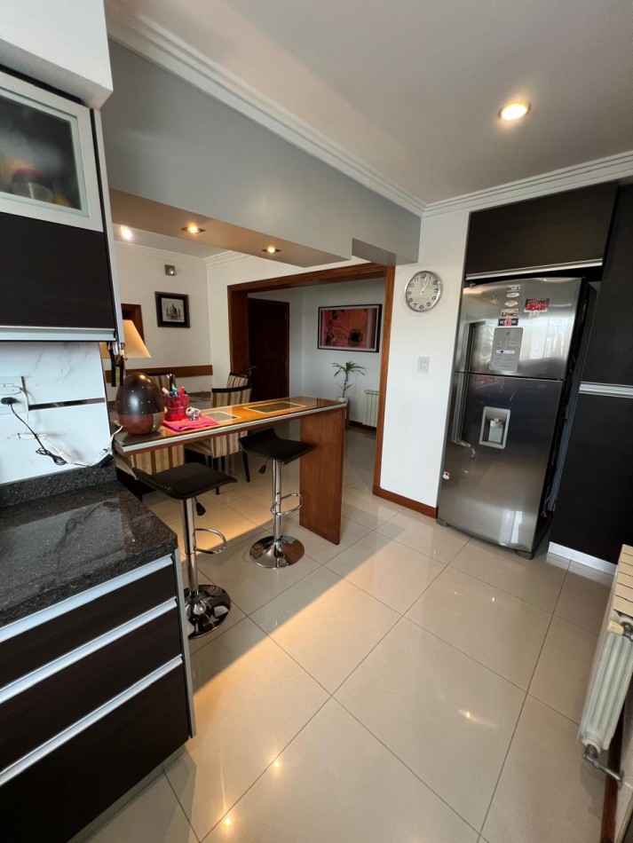 Chalet 4 ambientes + LOCAL COMERCIAL zona Peralta Ramos Oeste