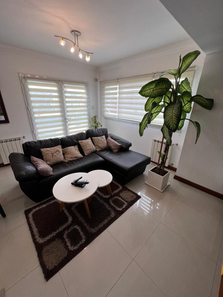 Chalet 4 ambientes + LOCAL COMERCIAL zona Peralta Ramos Oeste