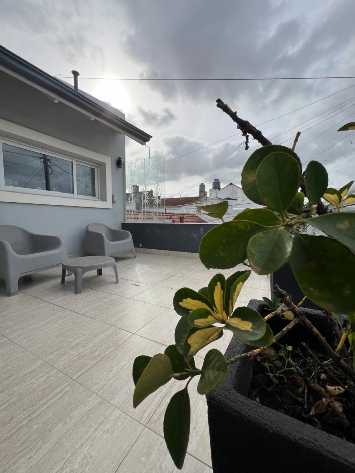 Chalet 4 ambientes + LOCAL COMERCIAL zona Peralta Ramos Oeste
