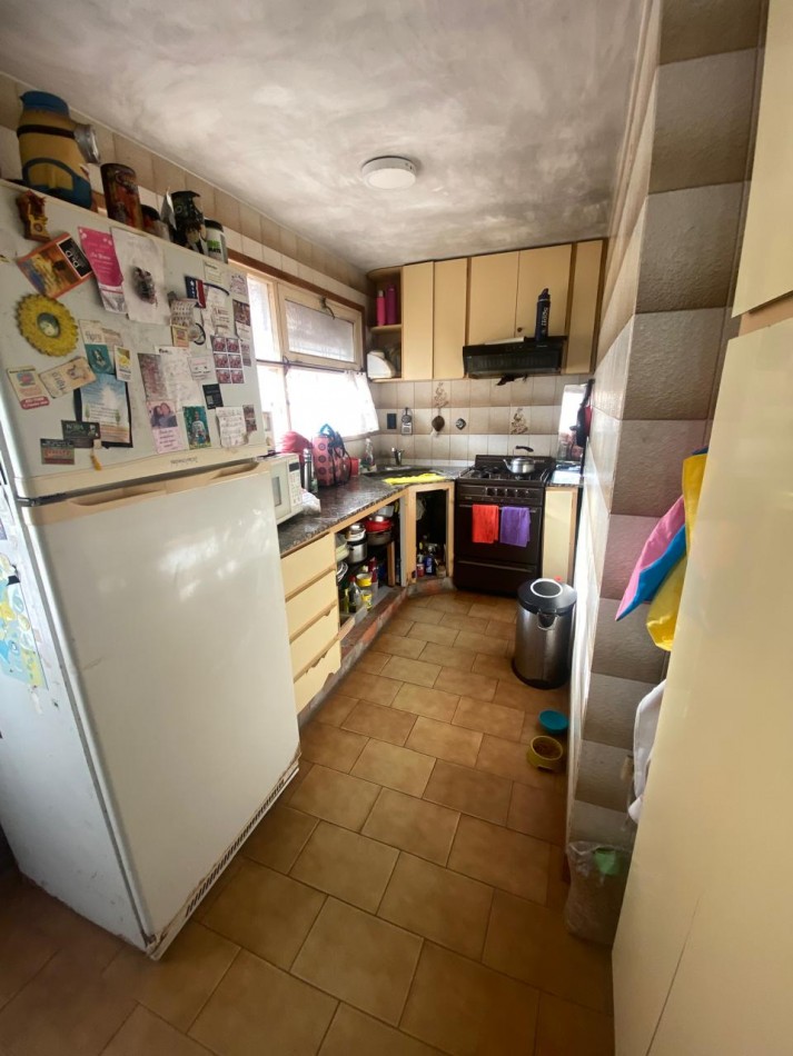 Chalet 3 ambientes con jardin y garaje, barrio Caisamar