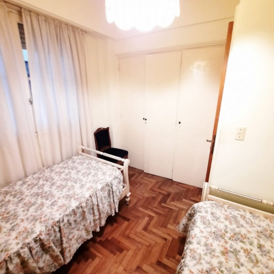 4 ambientes con dependencia, primera linea frente al mar