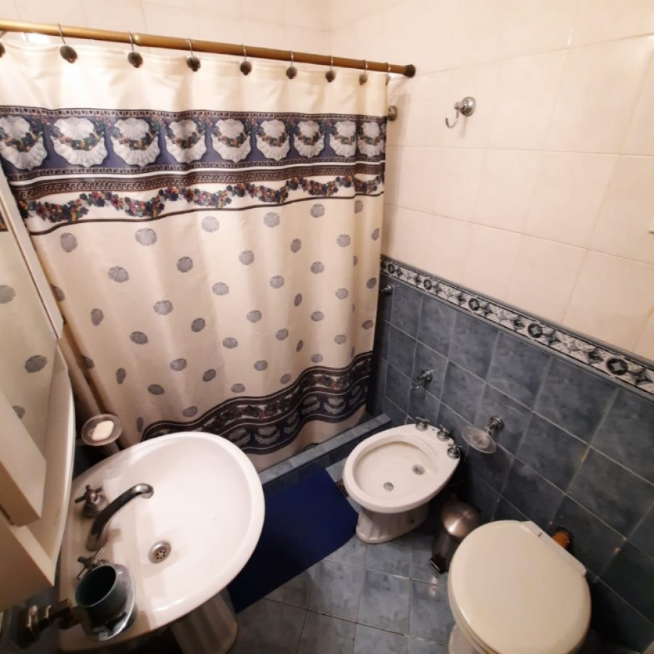 4 ambientes con dependencia, primera linea frente al mar