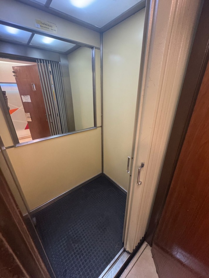 Oficina en venta, en el centro de Mar del Plata