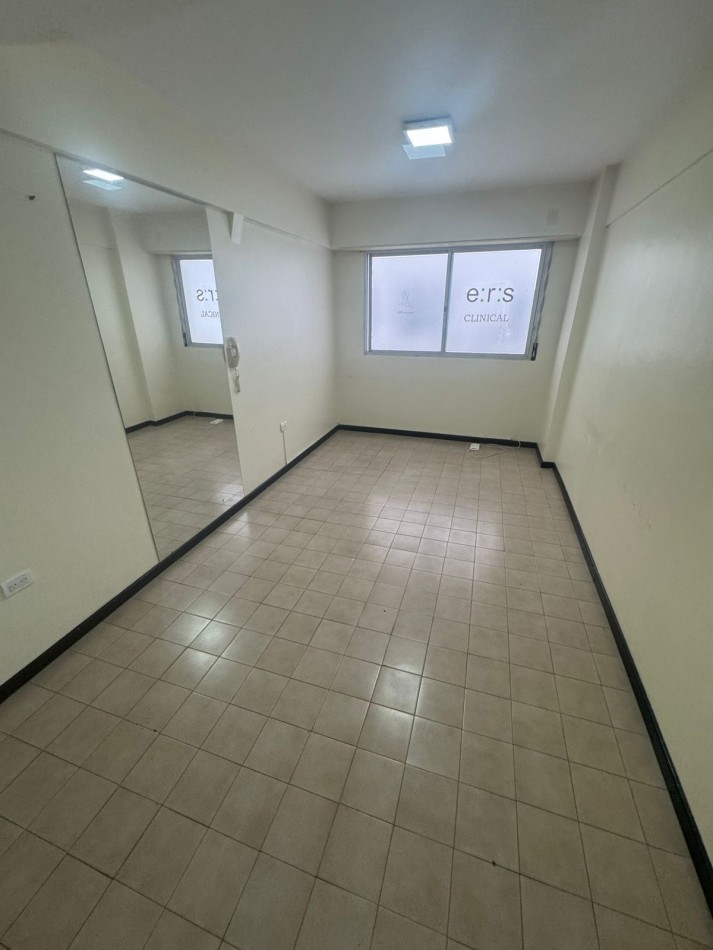 Oficina en venta, en el centro de Mar del Plata