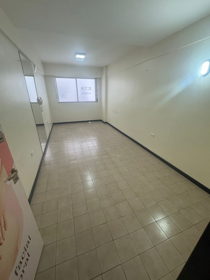 Oficina en venta, en el centro de Mar del Plata