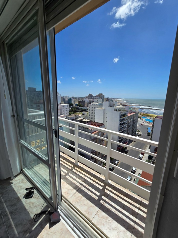VENTA departamento 3 amb VISTA AL MAR en La Perla