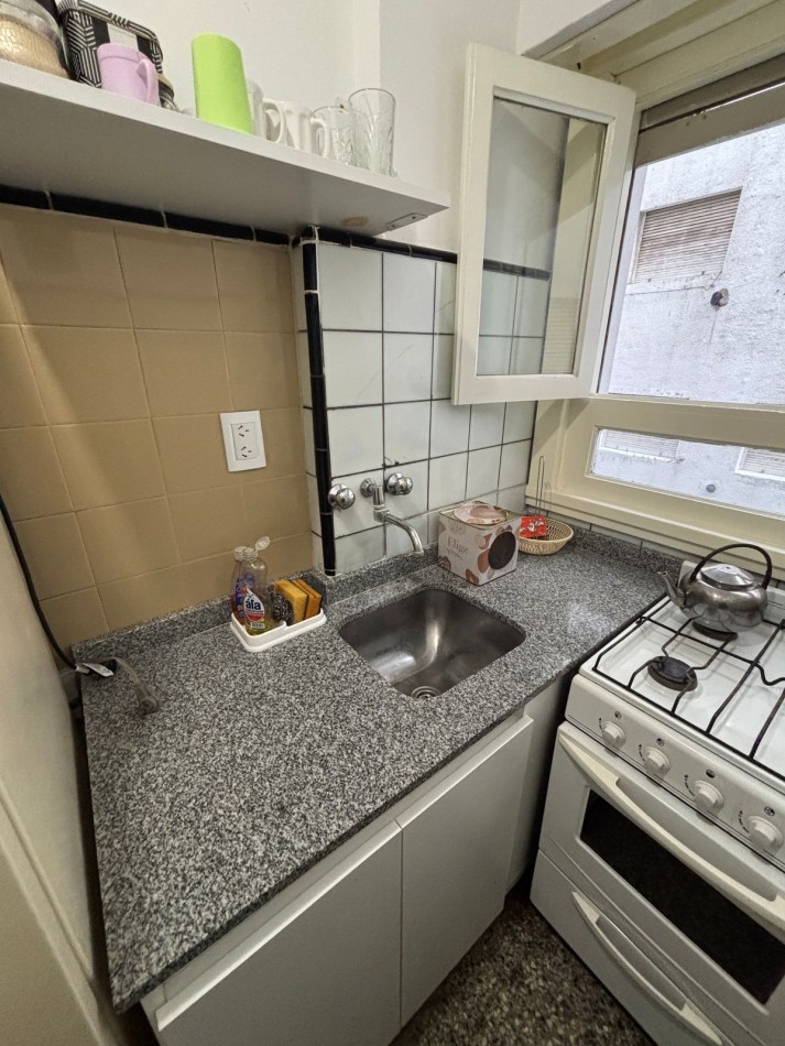 ALQUILER ESTUDIANTIL 2 ambientes zona Plaza Colon