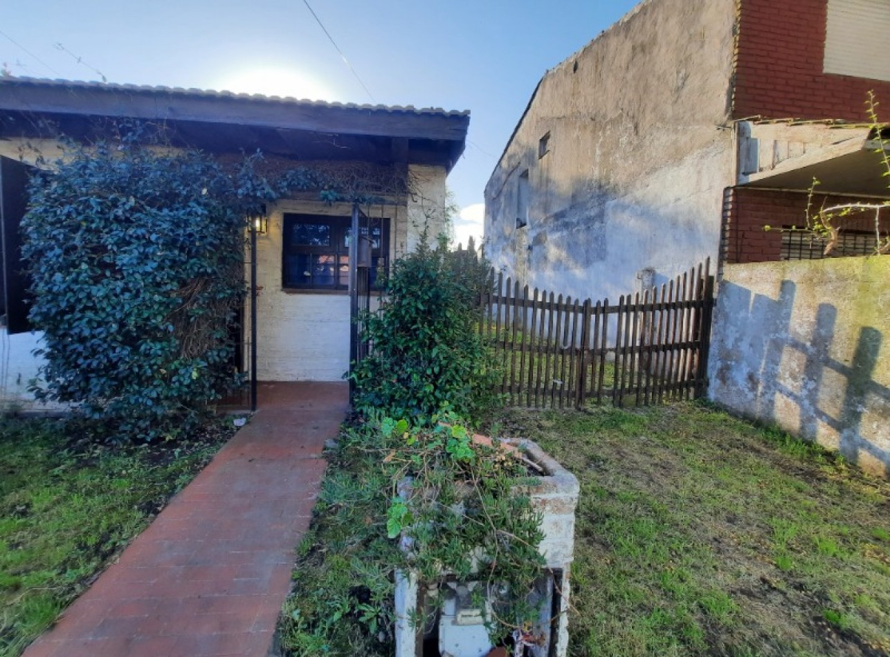 Casa a reciclar o demoler, zona Los Pinares