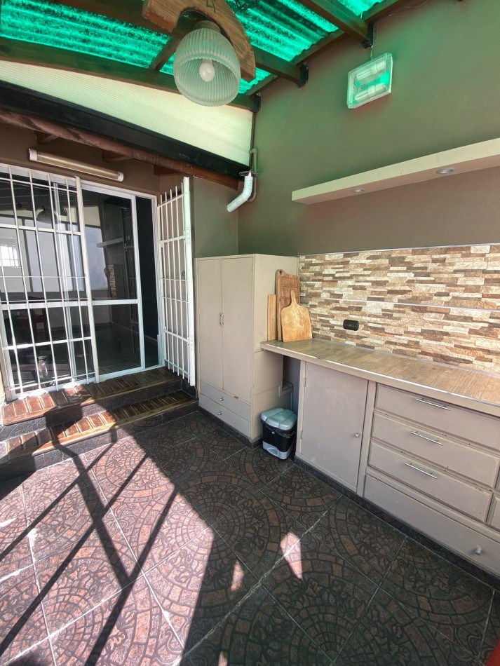 Ph tipo chalet con 2 viviendas, zona San Juan