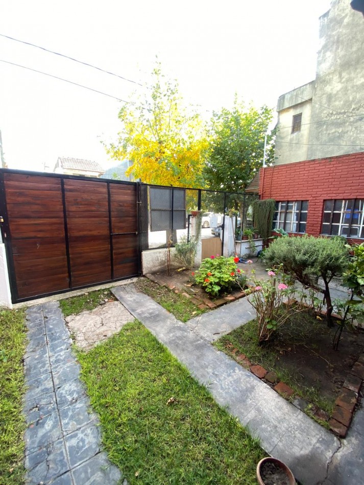 Ph al frente 3 ambientes con patio