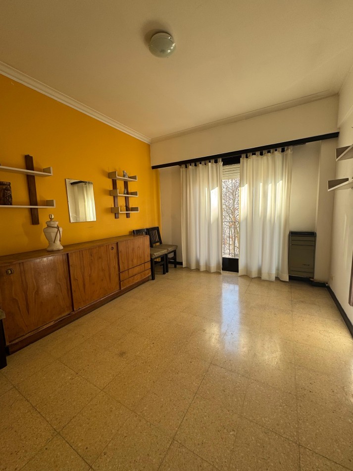 Alquiler 24 meses - Depto 3 amb con balcon a la calle Z/ Paseo Aldrey