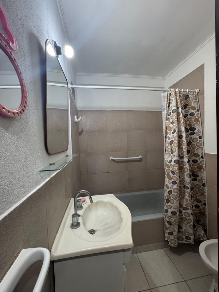 Alquiler 24 meses - Depto 3 amb con balcon a la calle Z/ Paseo Aldrey