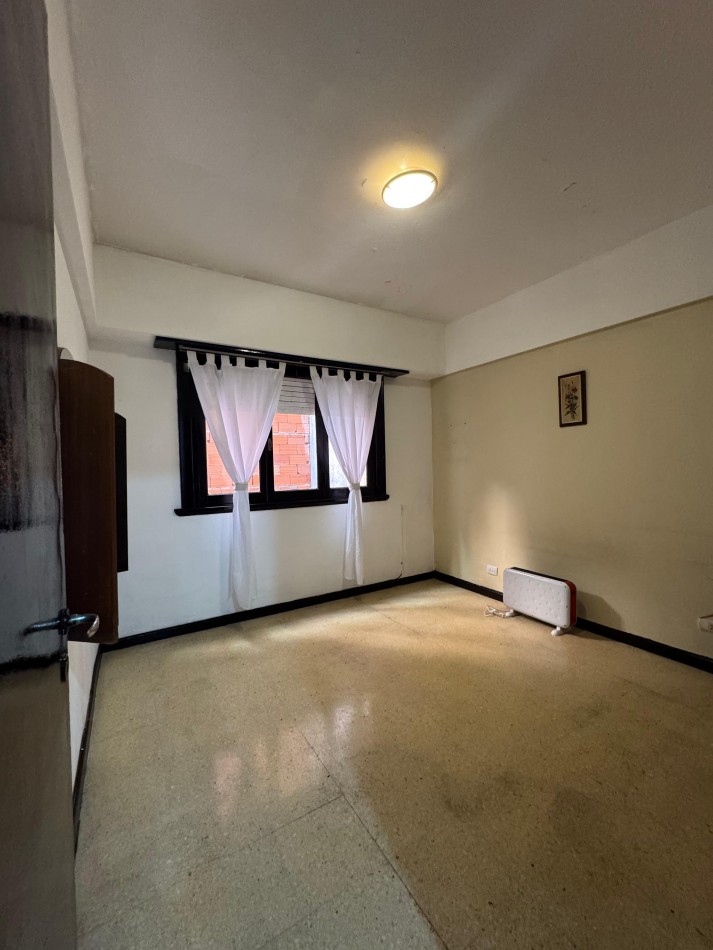 Alquiler 24 meses - Depto 3 amb con balcon a la calle Z/ Paseo Aldrey