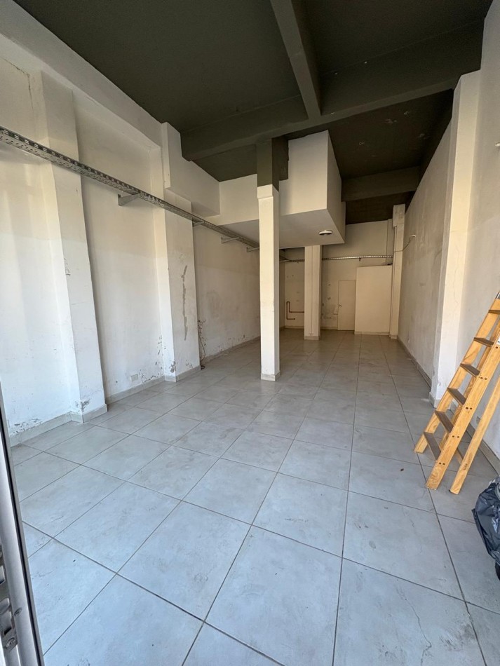 Local en venta, barrio Chauvin 