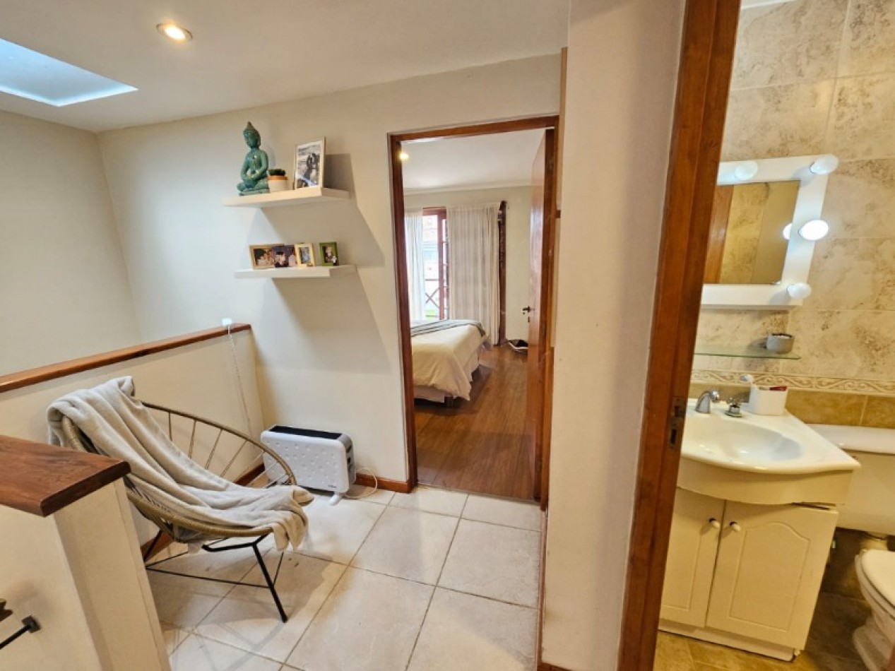 Duplex 4 ambientes c/ patio y garage, barrio Zacagnini 