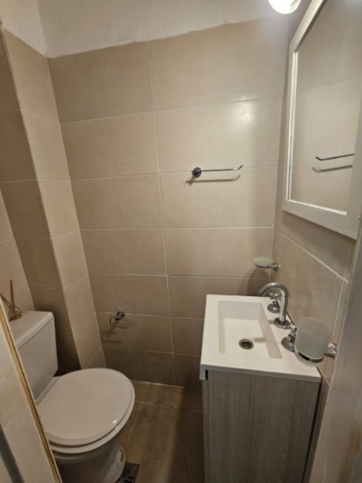 3 ambientes c/ dependencia y balcon, zona Centro 