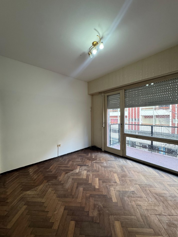 Departamento 2 amb con balcon  Z/ Plaza Colon- Alquiler 24 meses 