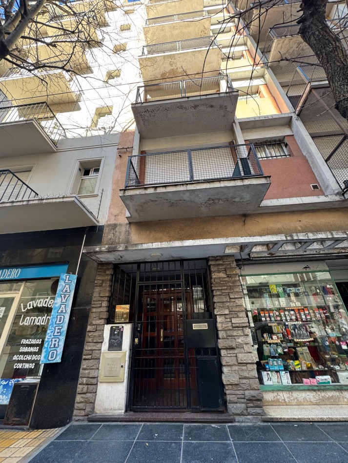 Departamento 2 amb con balcon  Z/ Plaza Colon- Alquiler 24 meses 