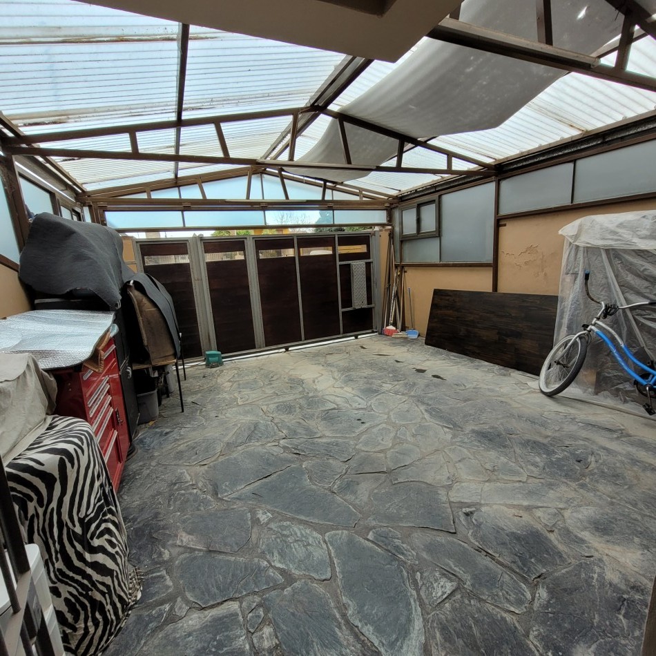 Duplex moderno 3 ambientes, barrio Los Pinares