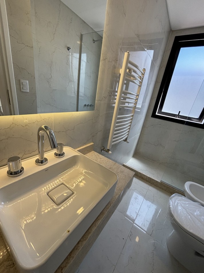 Semipisos de 2 ambientes con amenities, zona San Juan