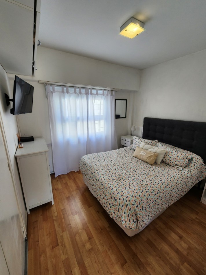 Departamento 3 ambientes con balcon, Microcentro