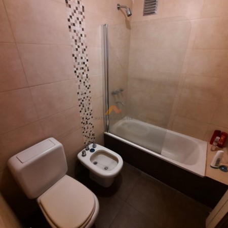 Piso 5 amb c/ cochera y quincho, Plaza Mitre