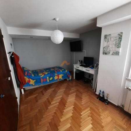 Piso 5 amb c/ cochera y quincho, Plaza Mitre