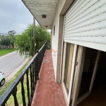 VENTA Ph 4 amb + depto, barrio El Progreso