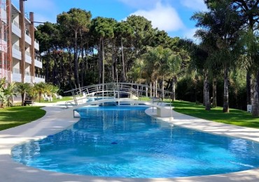 Venta departamento 2 ambientes con cochera y Amenities en Pinamar Hollywood