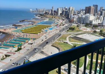 Venta increible VISTA PLENA AL MAR departamento 3 ambientes con cochera zona La Perla 