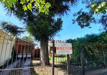 Chalet 3 ambientes con jardin y garaje, barrio Zacagnini 